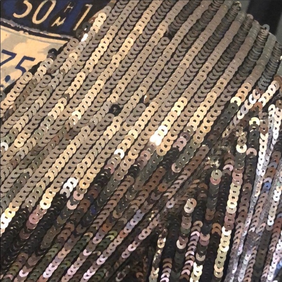 Final price! Pretty Little Thing sequin dress sz 6 - Picture 3 of 5